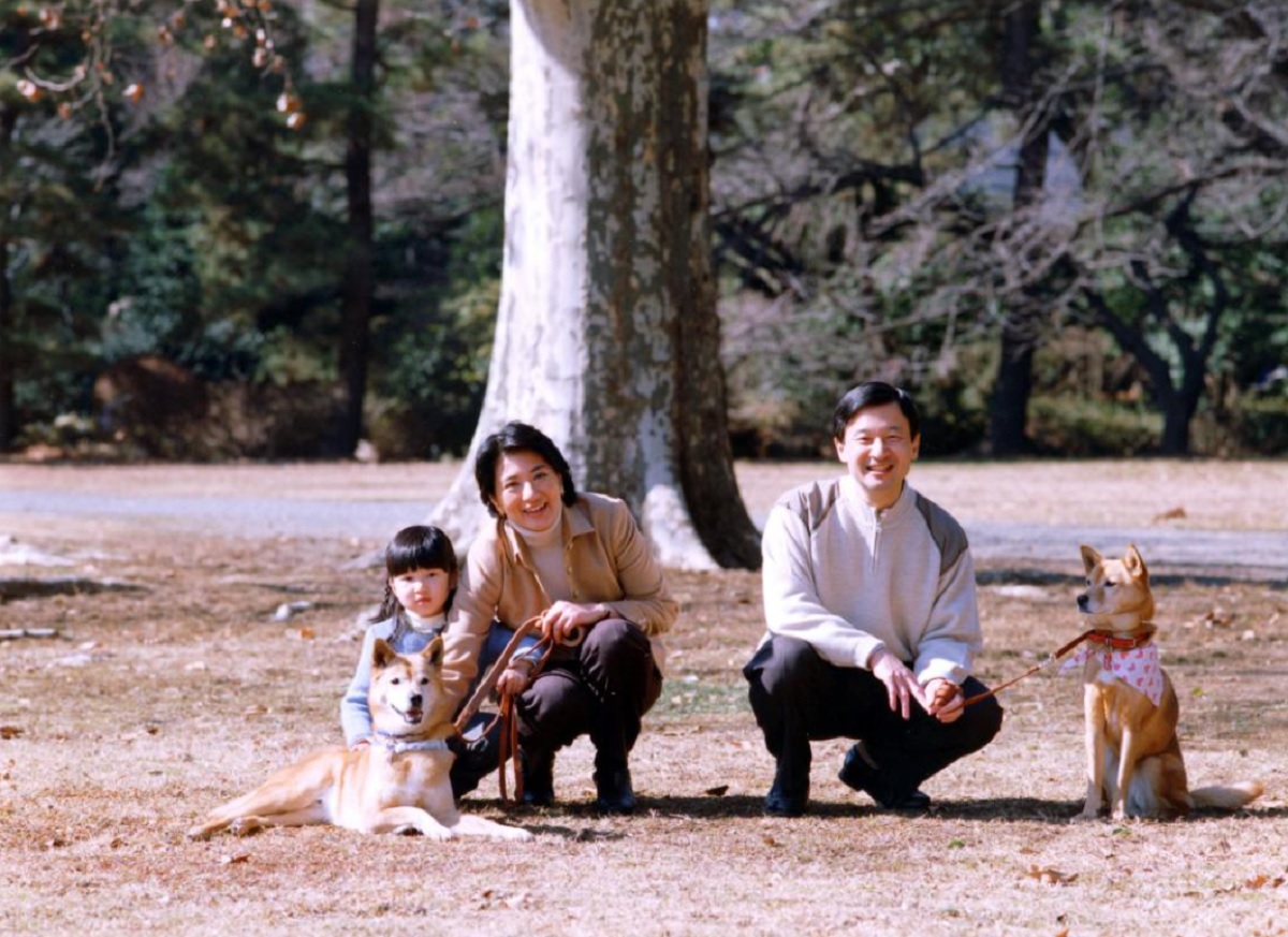 雅子さま 愛子さまが語られた 東宮バッシング とは 過去のことを申し訳なく思っている の真意 皇室 菊のカーテン